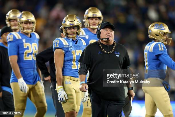 Head coach Chip Kelly of the UCLA Bruins looks on during the second quarter against the California Golden Bears at Rose Bowl Stadium on November 25,...