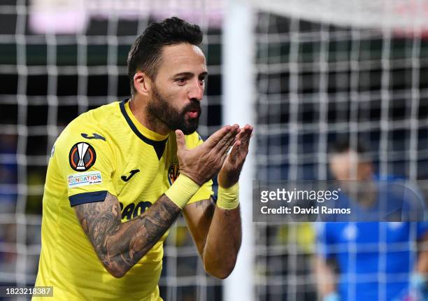 Jose Luis Morales of Villarreal CF celebrates after scoring the team's third goal during the UEFA Europa League 2023/24 match between Villarreal CF...