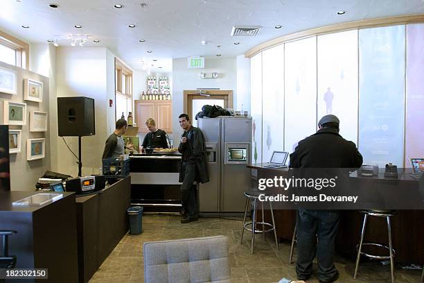 Portrait Studio Hosted by WireImage - Day 7 during 2004 Park City - HP Portrait Studio Hosted by Wireimage in Park City, Utah, United States.