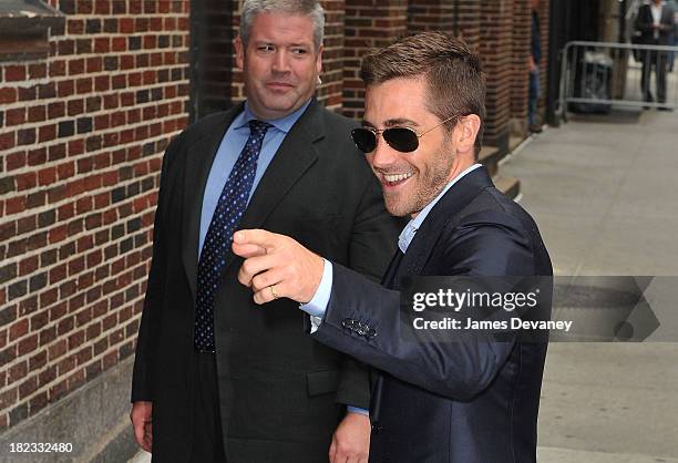 Jake Gyllenhaal visits Late Show With David Letterman at the Ed Sullivan Theater on May 24, 2010 in New York City.