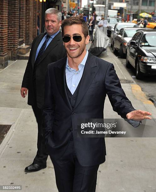 Jake Gyllenhaal visits Late Show With David Letterman at the Ed Sullivan Theater on May 24, 2010 in New York City.