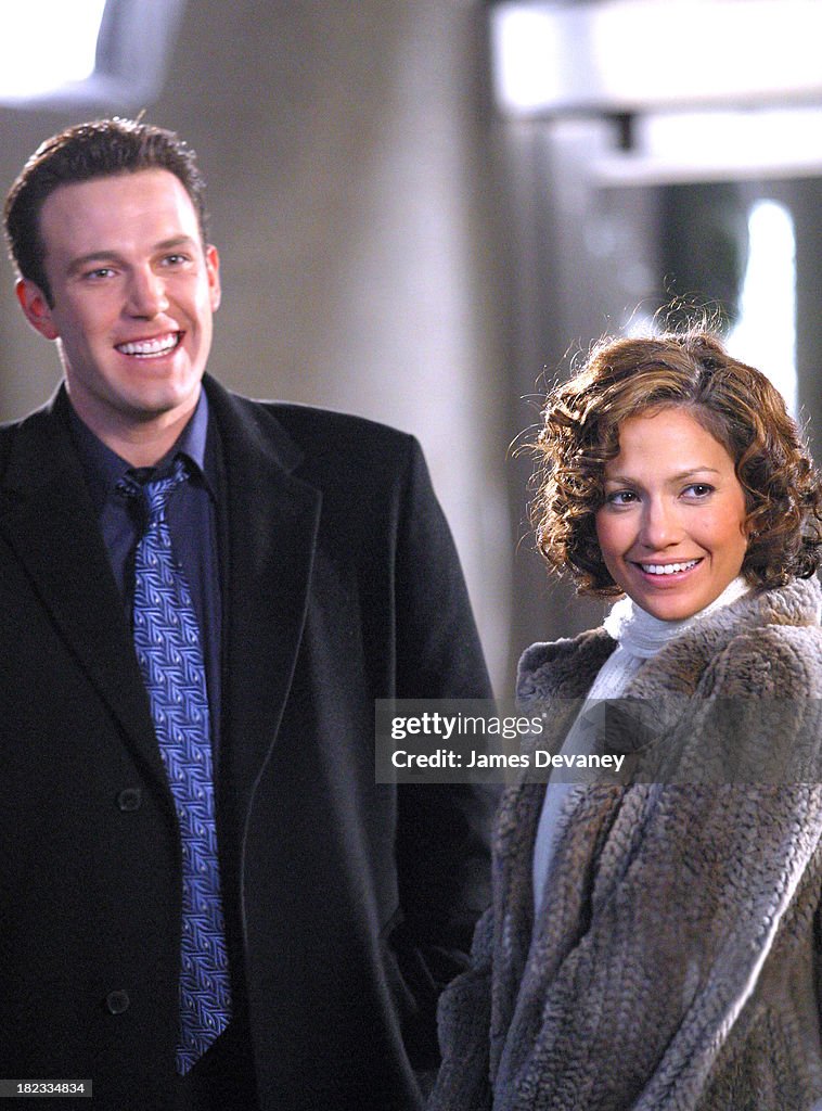 Jennifer Lopez and Ben Affleck On Location for Jersey Girl