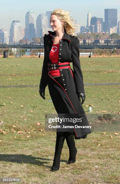 Uma Thurman during Uma Thurman and Luke Wilson on Location for Super Ex-Girlfriend - November 4, 2005 at Liberty State Park in Jersey City, New...