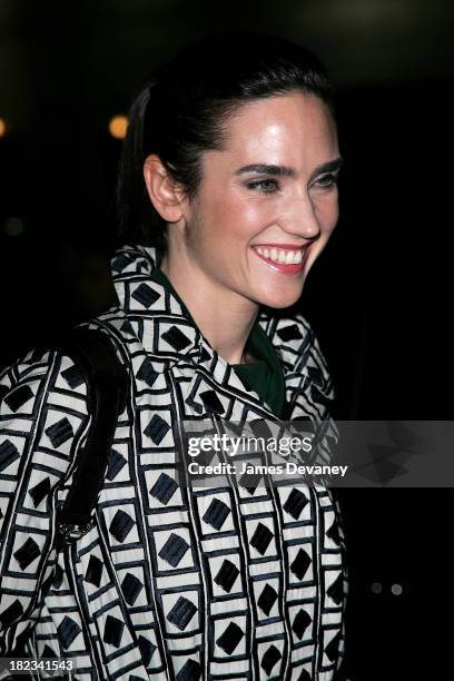 Jennifer Connelly during Jennifer Connelly Visits ''The Late Show With David Letterman'' - November 30, 2006 at Ed Sullivan Theatre in New York City,...