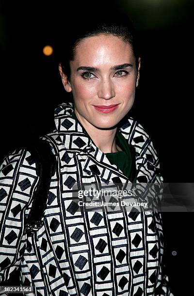 Jennifer Connelly during Jennifer Connelly Visits ''The Late Show With David Letterman'' - November 30, 2006 at Ed Sullivan Theatre in New York City,...