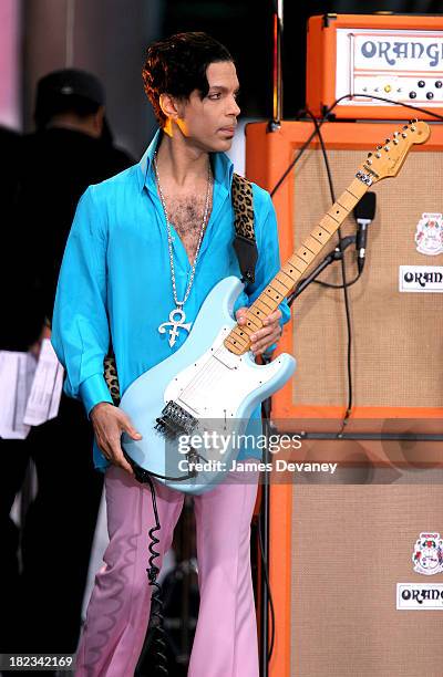 Prince during Prince Featuring Tamar Performs on Good Morning America Summer Concert Series - June 16, 2006 at Bryant Park in New York City, New...