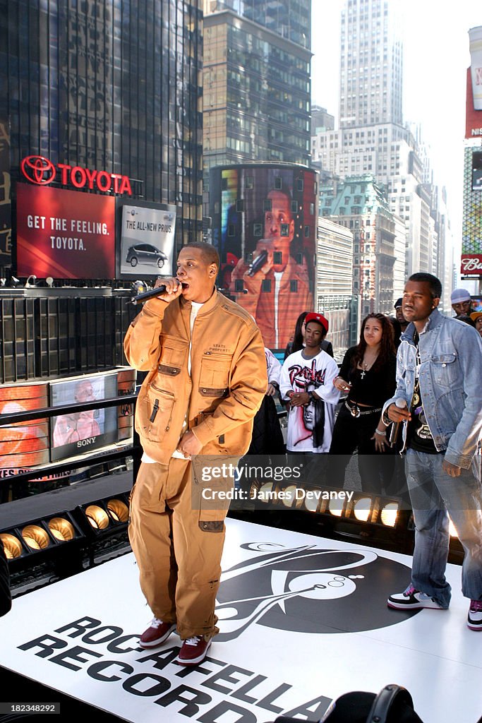 Jay-Z Performs on MTV's 'MC Battle II - The Takeover in Times Square'