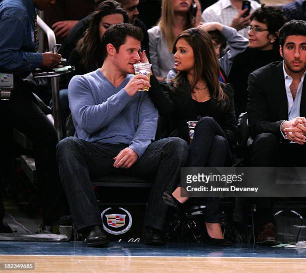 Nick Lachey and Vanessa Minnillo during Celebrities Attend L.A. Lakers vs. New York Knicks Game - January 30, 2007 at Madison Square Garden in New...