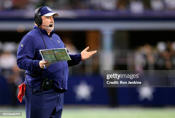 Head coach Mike McCarthy of the Dallas Cowboys coaches from the sidelines during the 2nd quarter of the game against the Seattle Seahawks at AT&T...