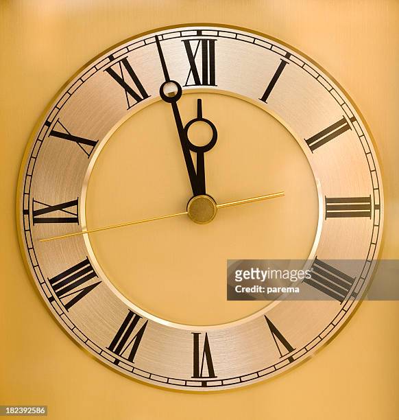 vintage clock face - 午夜 個照片及圖片檔