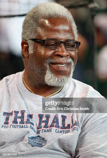 Former NFL running back Earl Campbell before a baseball game between the New York Yankees and the Houston Astros on September 29, 2013 at Minute Maid...