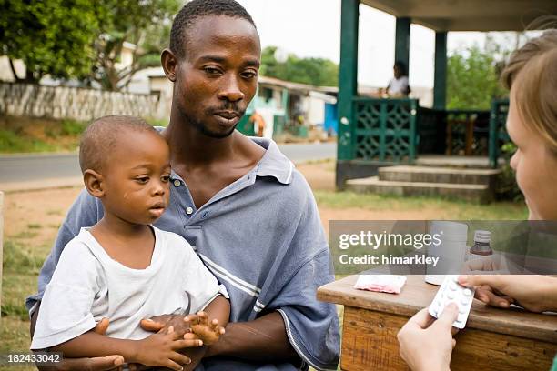 fitness-arbeiter - waisenhaus stock-fotos und bilder