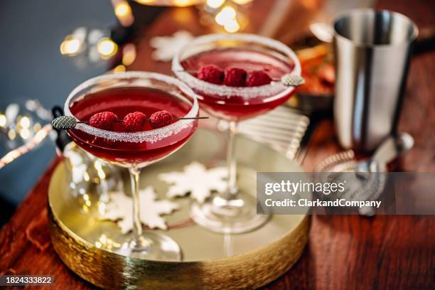 non alcoholic cocktail - cocktail and mocktail stock pictures, royalty-free photos & images