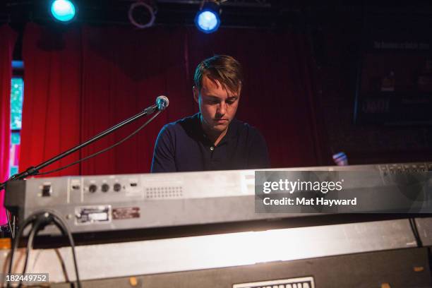 Keyboardist Mark Bond of the Features performs during an EndSession hosted by 107.7 The End at the J&M Cafe on September 29, 2013 in Seattle,...