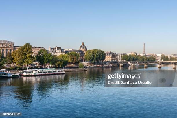 Paris Centre Inbetween Rivers 2,623 Eiffel Tower Close Up Stock Photos, High-Res Pictures, and Images ...