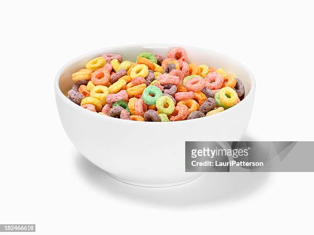anello di frutta e cereali da colazione - bowl foto e immagini stock