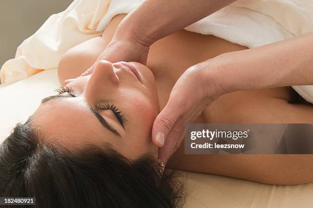 lymphdrainage-massage - lymphsystem stock-fotos und bilder