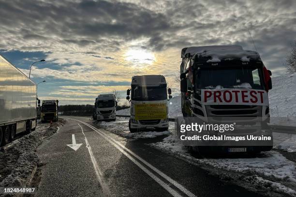 Polish protesters block the Polish-Ukrainian border crossing Hrebenne during a strike on December 1, 2023 in Hrebenne, Poland. Polish truck drivers...