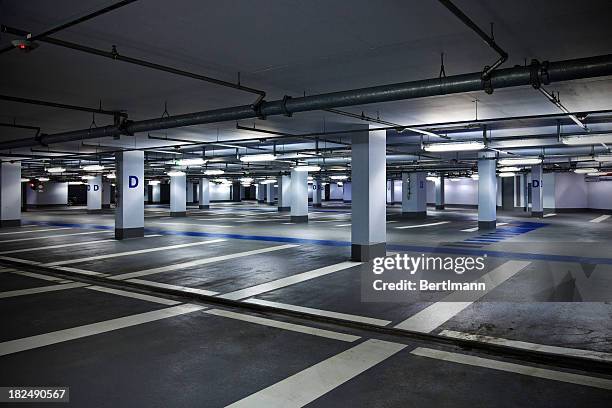 empty parking garage - high dynamic range imaging stockfoto's en -beelden