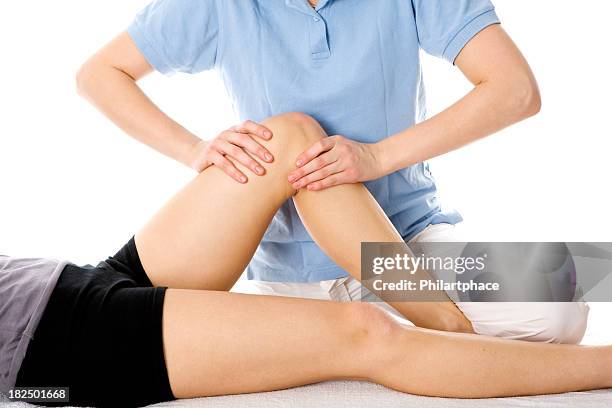 physical therapy - physiotherapy knee stock pictures, royalty-free photos & images