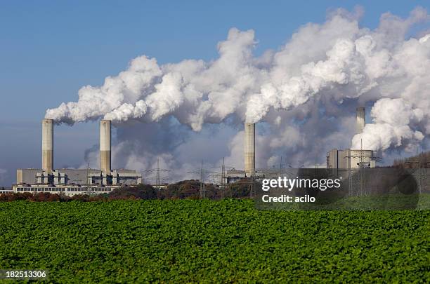 centrale elettrica di inquinamento - gas serra foto e immagini stock