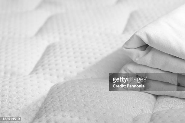 bed mattress with sheets - sheet bedding stock pictures, royalty-free photos & images