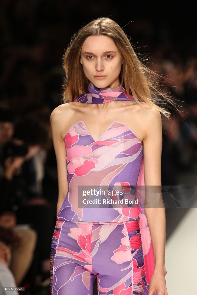 Leonard : Runway - Paris Fashion Week Womenswear  Spring/Summer 2014