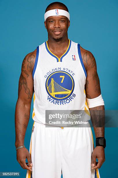 Jermaine Oneal Poses Photos and Premium High Res Pictures - Getty Images