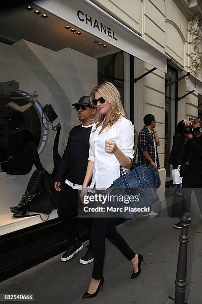 Kate Upton is seen arriving at the 'Chanel Cambon' store on