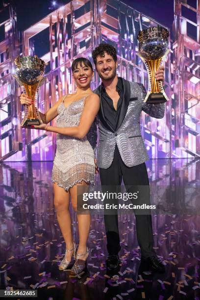 Finale - 3211" In a series first, the finale episode will have five couples competing for a chance at winning the coveted "Len Goodman Mirrorball...