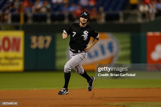 Jeff Keppinger of the Chicago White Sox advances to third base during the second game of a double header against the Philadelphia Phillies at...