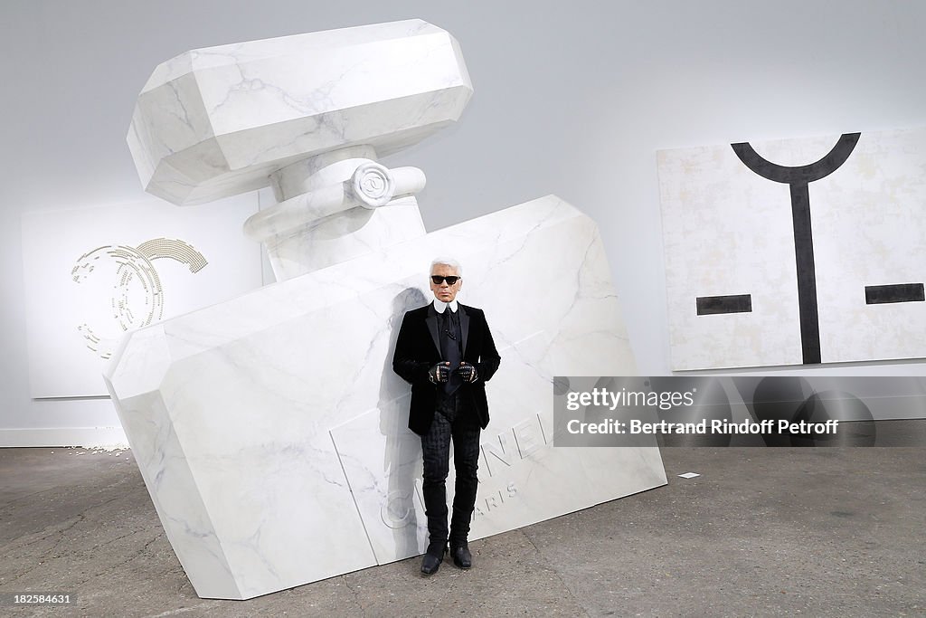 Chanel : Front Row - Paris Fashion Week Womenswear  Spring/Summer 2014