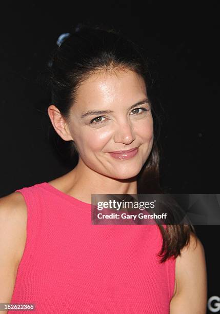 Actress Katie Holmes attends the "Gravity" premiere at AMC Lincoln Square Theater on October 1, 2013 in New York City.