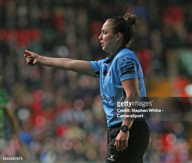 Referee Sara Cox during the Gallagher Premiership Rugby match between Leicester Tigers and Newcastle Falcons at Mattioli Woods Welford Road Stadium...