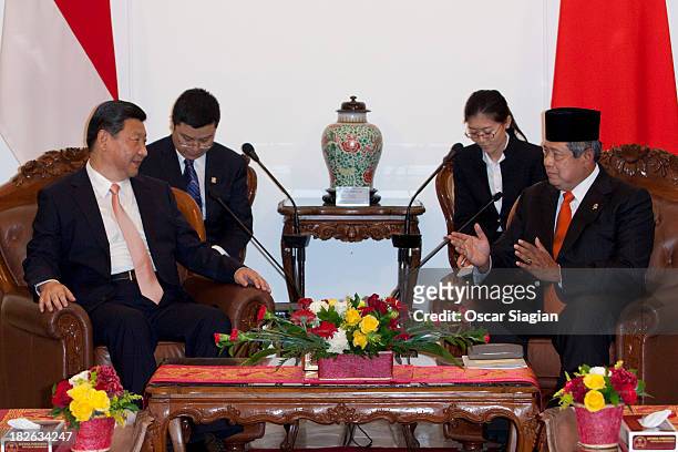 President of Indonesia Susilo Bambang Yudhoyono speaks with President of the people's Republic of China , Xi Jinping during a bilateral meeting at...