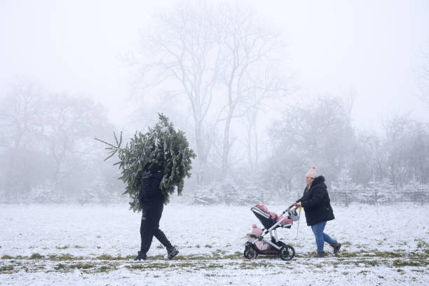 GBR: Snow And Ice Grips UK In Big Winter Freeze