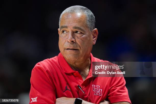 Head coach Kelvin Sampson of the Houston Cougars looks on in the first half at the Cintas Center on December 01, 2023 in Cincinnati, Ohio.