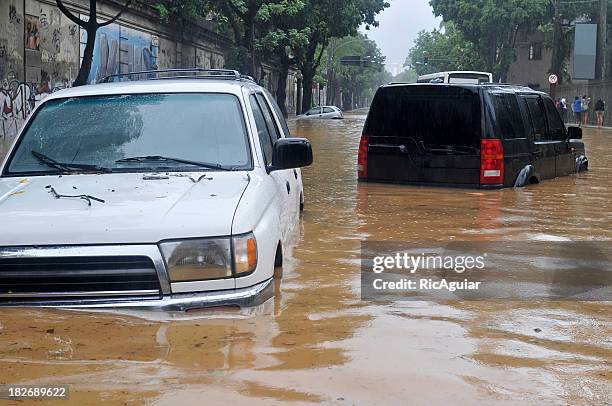 flood - sunken car bildbanksfoton och bilder