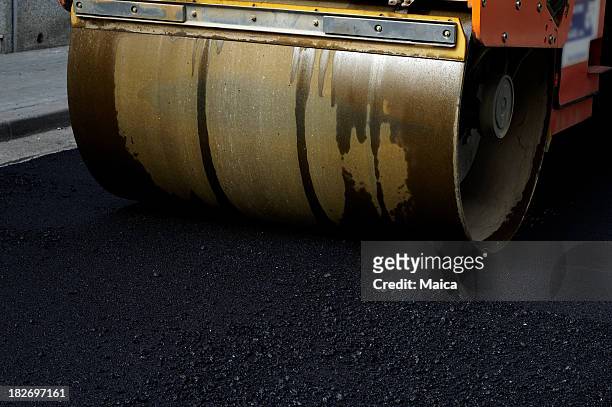 mechanical roller - asphalt roller stock pictures, royalty-free photos & images