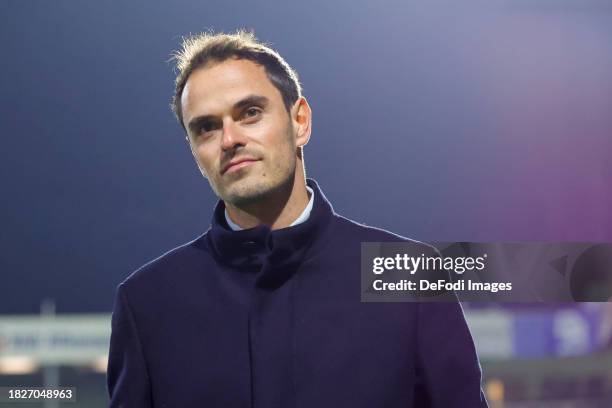 Head coach Matthias Kohler of FC Volendam looks on prior to the Dutch Eredivisie match between FC Volendam and PEC Zwolle at Kras Stadion on December...