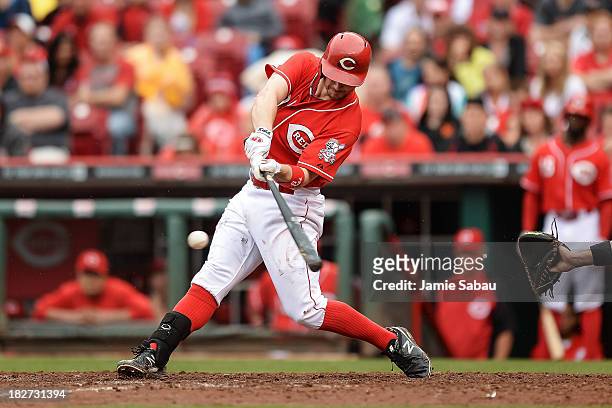 Jack Hannahan of the Cincinnati Reds bats against the Pittsburgh Pirates at Great American Ball Park on September 29, 2013 in Cincinnati, Ohio.
