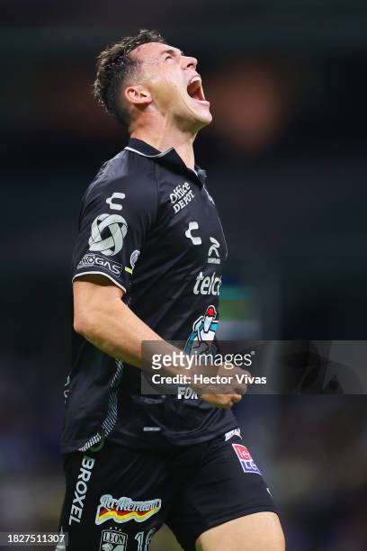 Federico Viñas of Leon reacts during the quarterfinals second leg match between America and Leon as part of the Torneo Apertura 2023 Liga MX at...