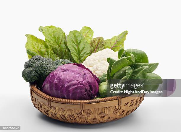 canasta de salud del mundo vegetal, xxxl - green leafy vegetables fotografías e imágenes de stock