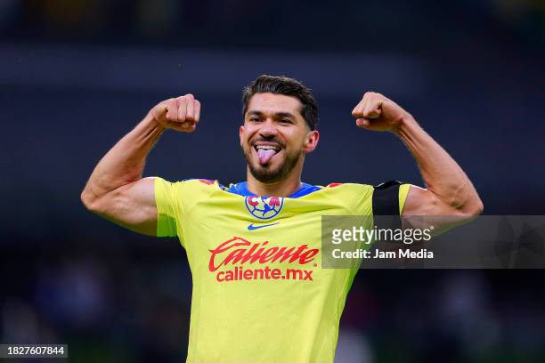 Henry Martin of America celebrates after scoring the team's second goal during the quarterfinals second leg match between America and Leon as part of...