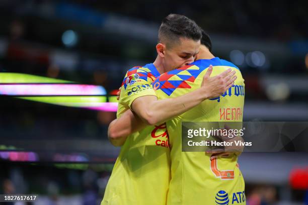 Alvaro Fidalgo and Henry Martin of America celebrates victory after the quarterfinals second leg match between America and Leon as part of the Torneo...