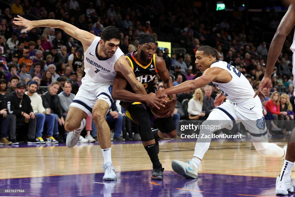 Memphis Grizzlies v Phoenix Suns