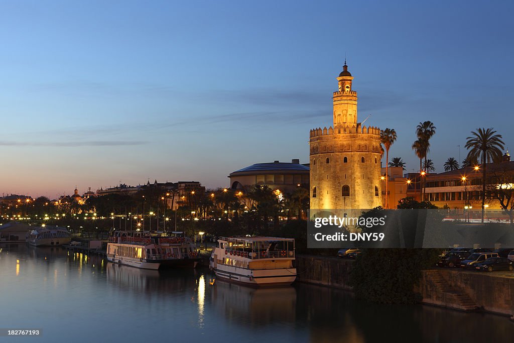 Torre Del Oro