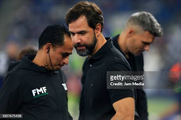 Gustavo Da Silva, head coach of San Luis, looks on prior the quarterfinals second leg match between Monterrey and Atletico San Luis as part of the...