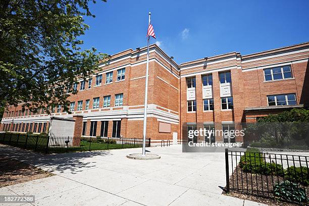 school building in west ridge, chicago - school building exterior stock pictures, royalty-free photos & images