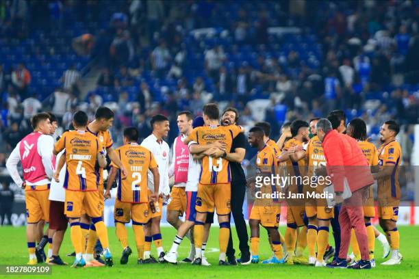Gustavo Da Silva , head coach of San Luis, celebrates with his players after the quarterfinals second leg match between Monterrey and Atletico San...